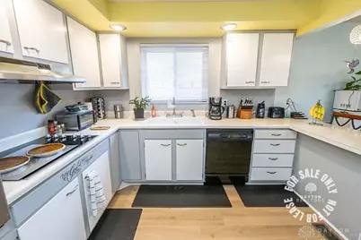 3154 Sherwood Park Drive, Springfield, OH 45505 - Photo 8