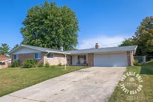 3154 Sherwood Park Dr, Springfield, OH 45505 - Photo 2