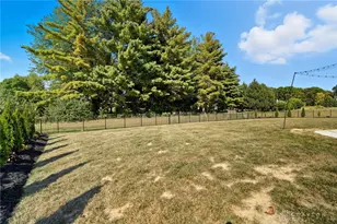 719 Harvest Ln, Dayton, OH 45458 - Photo 42