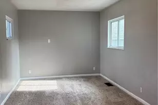 1025 Morse Ave, Dayton, OH 45420 - Photo 12