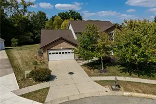 8930 Century Ln, Dayton, OH 45424 - Photo 2