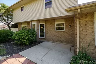 8930 Century Ln, Dayton, OH 45424 - Photo 36