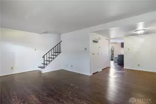 2113 Wellington Ct, Fairborn, OH 45324 - Photo 2