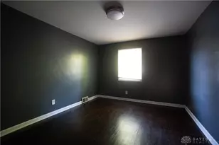 311 Parkdale St, Dayton, OH 45429 - Photo 8