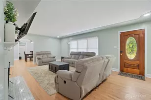 3880 Southview Ave, Beavercreek, OH 45432 - Photo 6