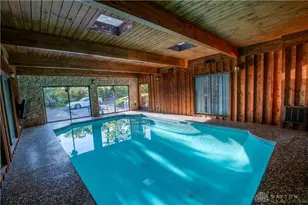 500 Dorset Dr, Middletown, OH 45044 - Photo 2