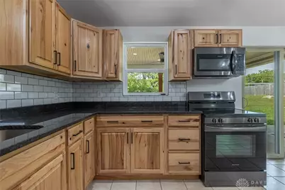 4124 Rosehill Drive, Beavercreek, OH 45431 - Photo 10