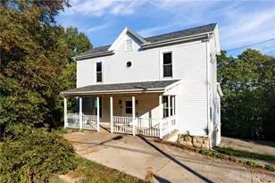196 S 3rd St, Waynesville, OH 45068 - Photo 2