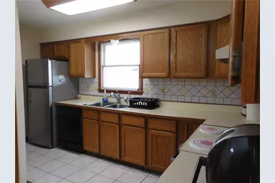 1132 Nouvelle Drive, Miamisburg, OH 45342 - Photo 6