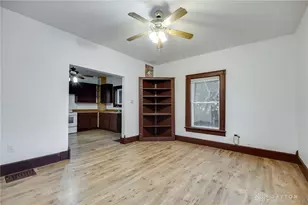 29 S Monroe St, Troy, OH 45373 - Photo 4