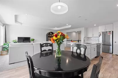 140 Kenneth Hamilton Way, Yellow Springs Vlg, OH 45387 - Photo 8