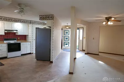 199 Finsbury Lane, Troy, OH 45373 - Photo 8