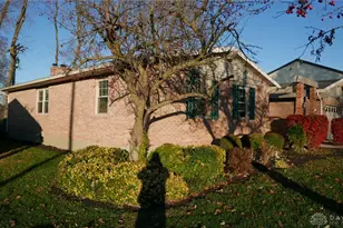 199 Finsbury Ln, Troy, OH 45373 - Photo 32