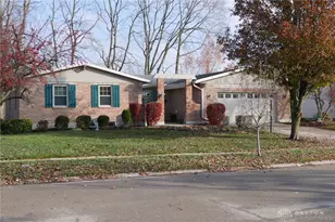 199 Finsbury Ln, Troy, OH 45373 - Photo 2