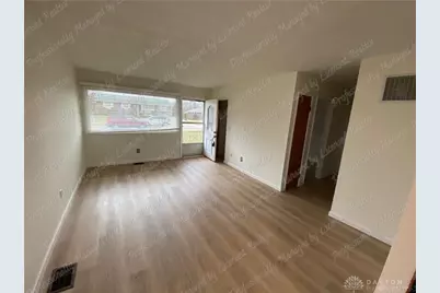 563 Buttercup Avenue, Vandalia, OH 45377 - Photo 4