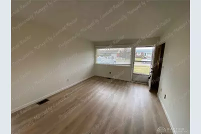 563 Buttercup Avenue, Vandalia, OH 45377 - Photo 2