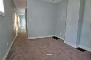 227 Livingston Ave, Dayton, OH 45403 - Photo 2