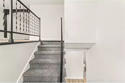 1015 Van Arden Drive, Vandalia, OH 45377 - Photo 4