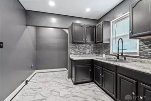 329 Grove Ave, Dayton, OH 45404 - Photo 12