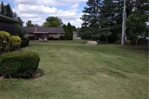 512 N Sherry Dr, Dayton, OH 45426 - Photo 4