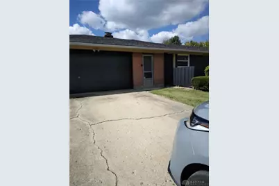 512 N Sherry Drive, Dayton, OH 45426 - Photo 2