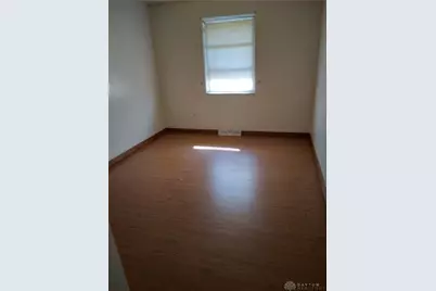 512 N Sherry Drive, Dayton, OH 45426 - Photo 16