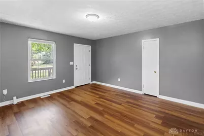 4615 Dayview Avenue, Dayton, OH 45417 - Photo 2