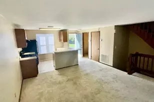 2109 Chapel Dr, Fairborn, OH 45324 - Photo 10