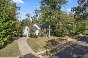 3870 Feather Heights Ct, Sugarcreek Twp, OH 45440 - Photo 8