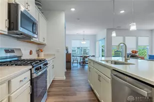 1674 Glade Valley Dr, Washington Twp, OH 45458 - Photo 8