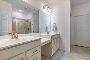 1674 Glade Valley Dr, Washington Twp, OH 45458 - Photo 16