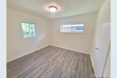 645 Brookfield Road, Dayton, OH 45429 - Photo 20