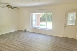 645 Brookfield Rd, Dayton, OH 45429 - Photo 2