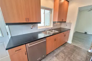 645 Brookfield Rd, Dayton, OH 45429 - Photo 6