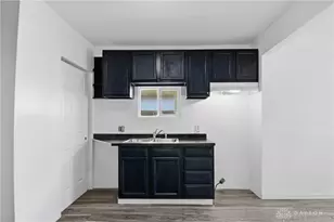 1200 Wilson Dr, Dayton, OH 45402 - Photo 10