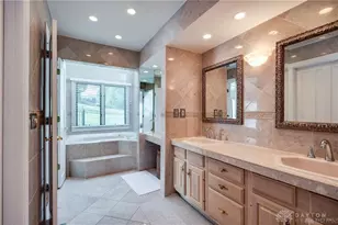 1770 W Rahn Rd, Dayton, OH 45459 - Photo 32