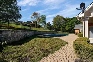 1770 W Rahn Rd, Dayton, OH 45459 - Photo 48