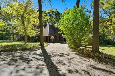 1211 Runnymede Lane, Oakwood, OH 45419 - Photo 14