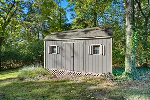 1211 Runnymede Ln, Oakwood, OH 45419 - Photo 16