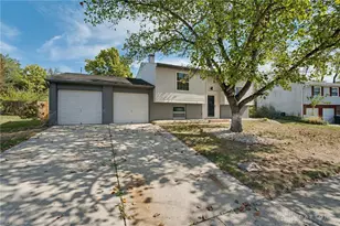 628 Jamestown Dr, Miamisburg, OH 45342 - Photo 2