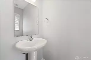 516 E 2nd St, Dayton, OH 45402 - Photo 34