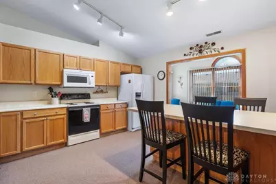414 Whisper Lane, Xenia, OH 45385 - Photo 6