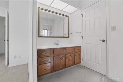 6046 N Quinella Way, Dayton, OH 45459 - Photo 34