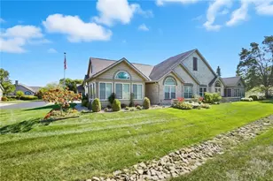 3392 Greenburn Rd, Beavercreek, OH 45434 - Photo 4