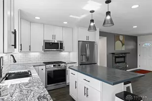 3951 La Bonne Rd, Dayton, OH 45431 - Photo 24