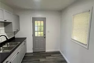 5008 Genesee Ave, Dayton, OH 45406 - Photo 6