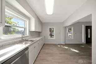 212 E 3rd St, Lewisburg, OH 45338 - Photo 14