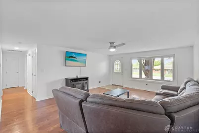 3930 Beechwood Drive, Bellbrook, OH 45305 - Photo 6