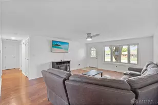 3930 Beechwood Dr, Bellbrook, OH 45305 - Photo 6