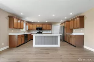 625 Hale Rd, Wilmington, OH 45177 - Photo 2